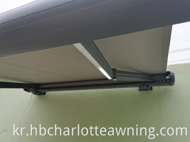 Motorized Full Cassette Retractable Awning